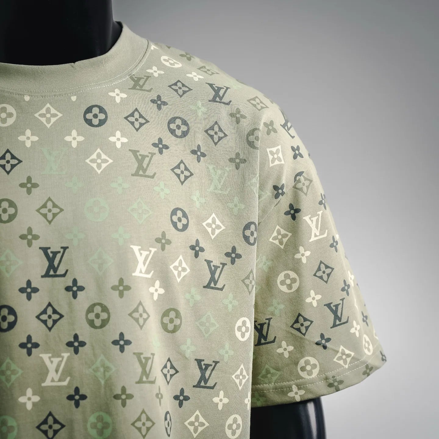 Louis Vuitton Clothes short