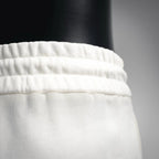 White elastic waistband with gathered stitching
