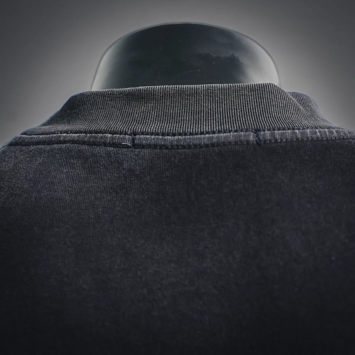 Black T-shirt crew neck with ribbed collar and stitched neckline