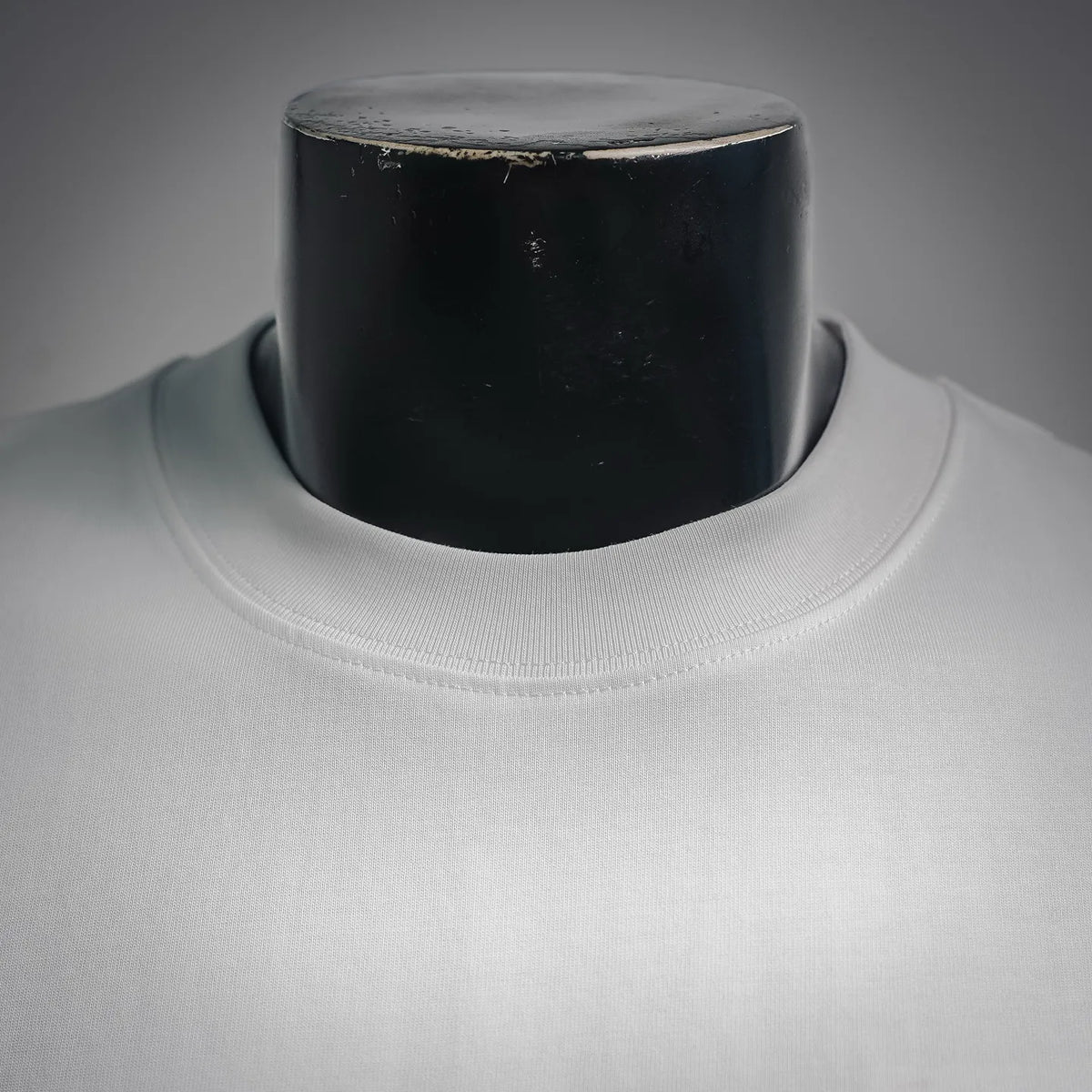 White crewneck T-shirt collar, ribbed neckline close-up