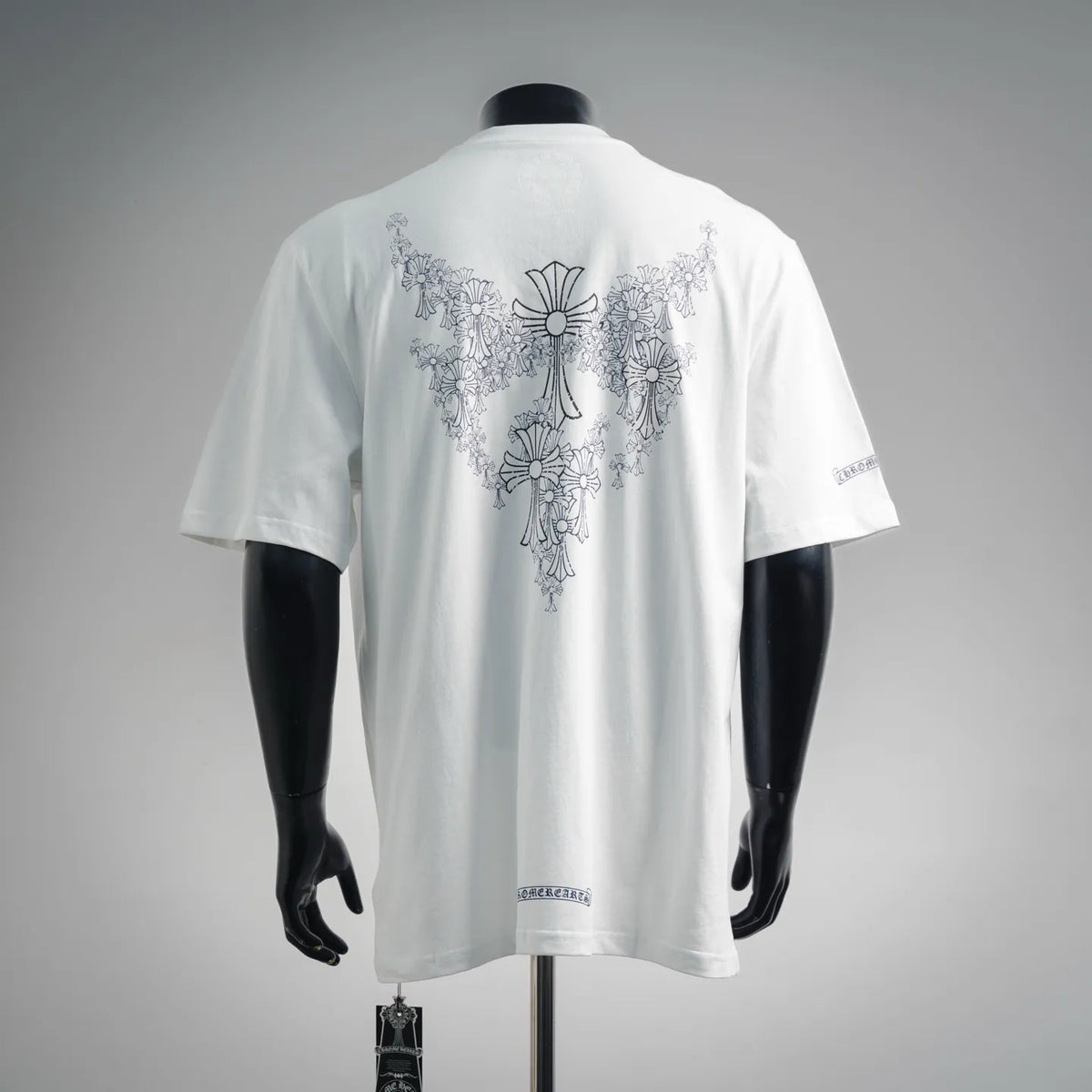 White graphic T-shirt with large back print in blue-gray tones