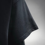 Black short-sleeve T-shirt sleeve with stitched hem