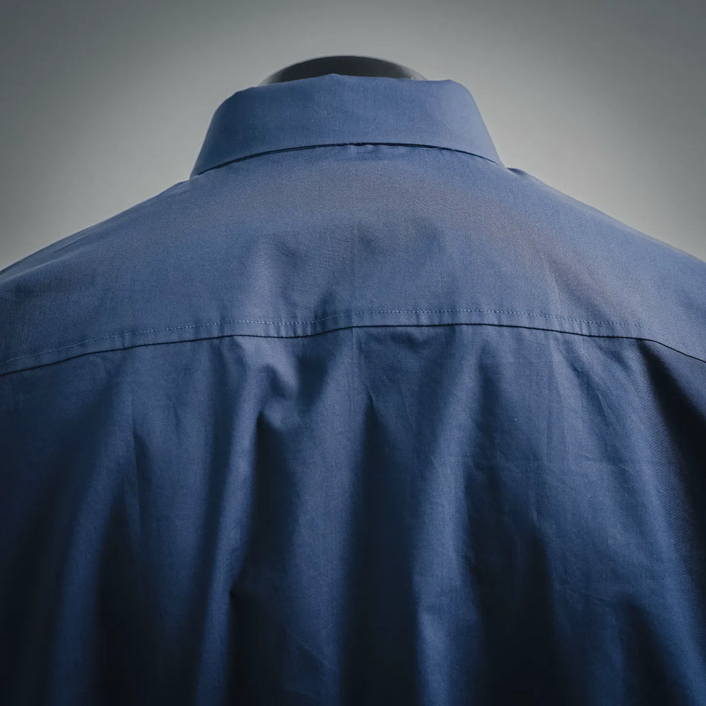 Dior short-sleeve shirt in dark blue with structured back yoke and collar stand