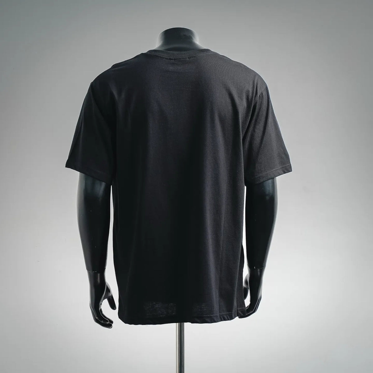 Black Dior T-shirt with short sleeves and crew neck, plain back view