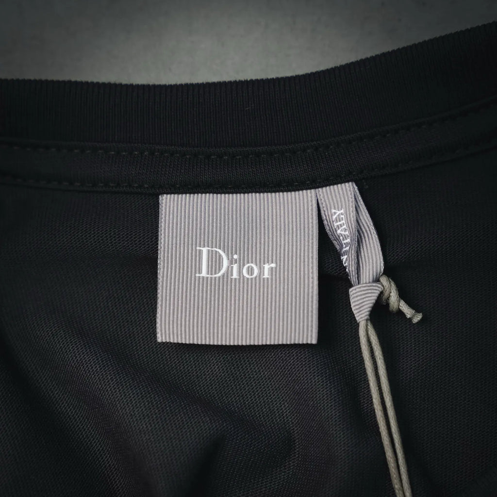 Dior dark gray T-shirt collar label and drawstring detail