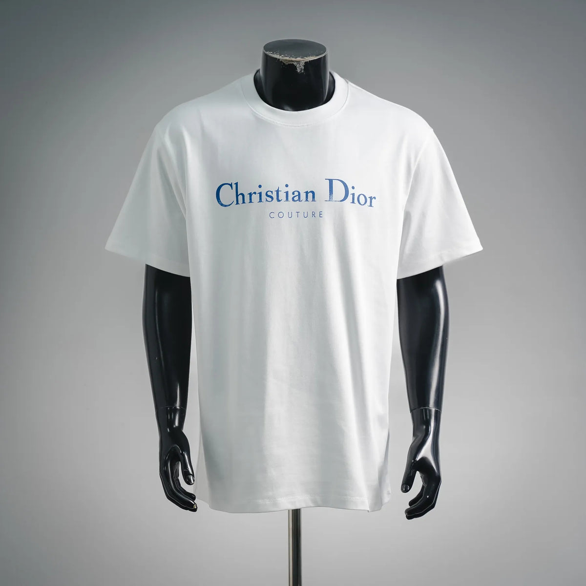 White short-sleeve T-shirt with Christian Dior logo print on front