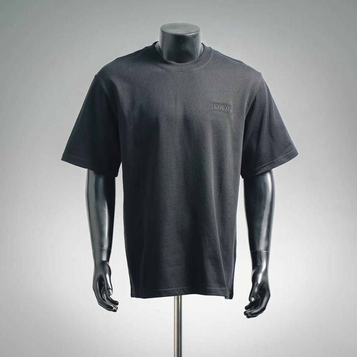 Dior crewneck short-sleeve T-shirt, dark fabric with small chest logo