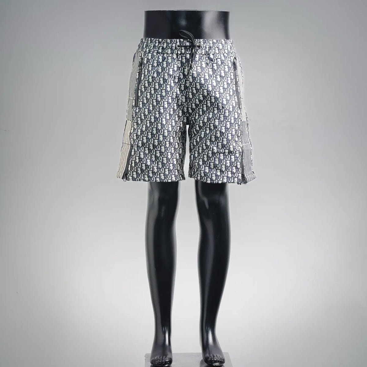 Dior logo shorts in blue and white with elastic waistband and side pockets