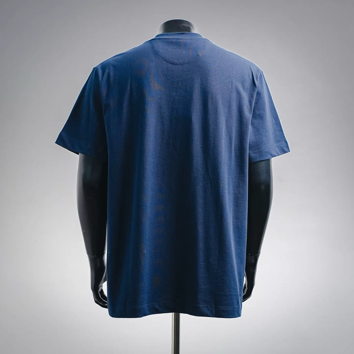 Blue short-sleeve T-shirt with plain back