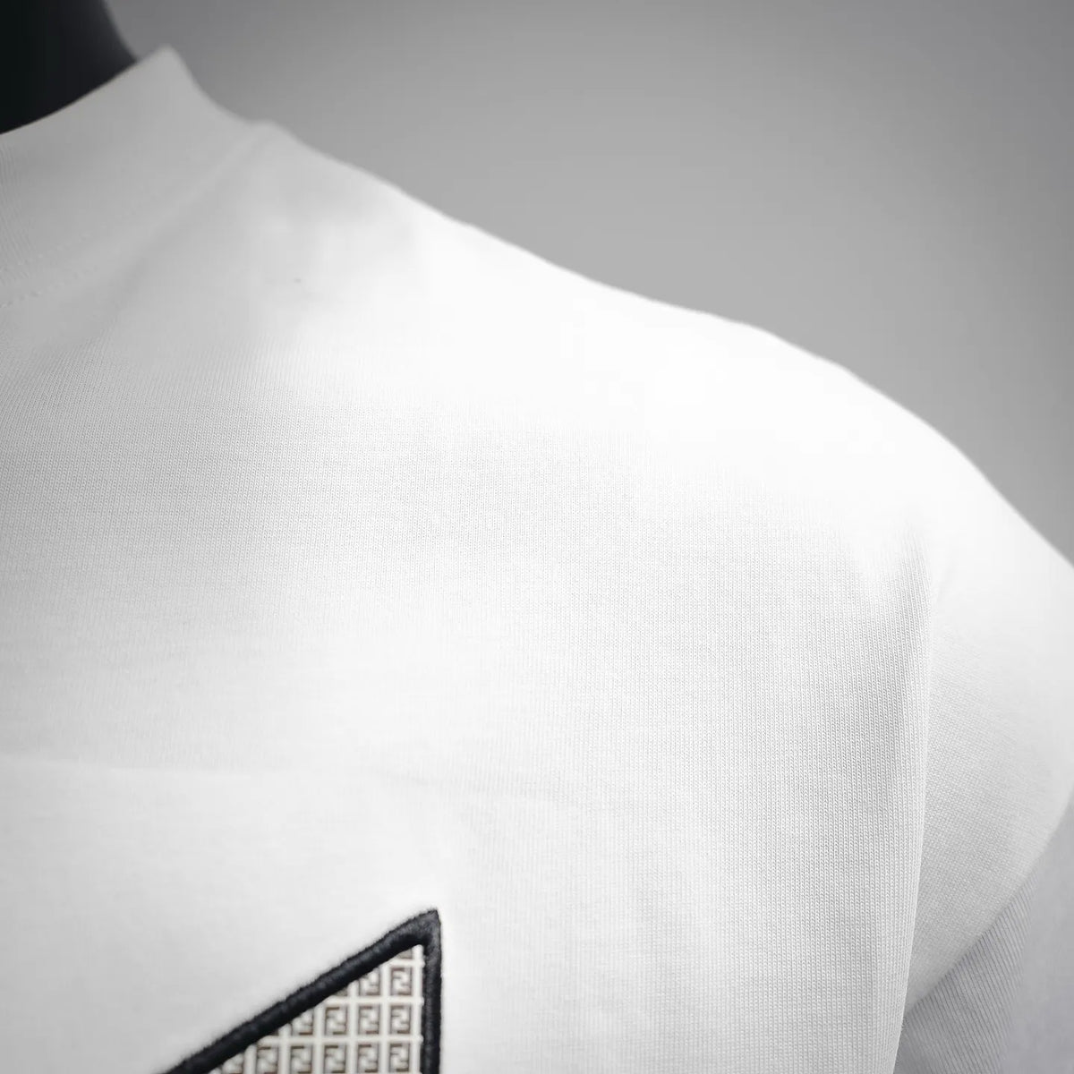 Fendi white T-shirt shoulder seam and sleeve opening