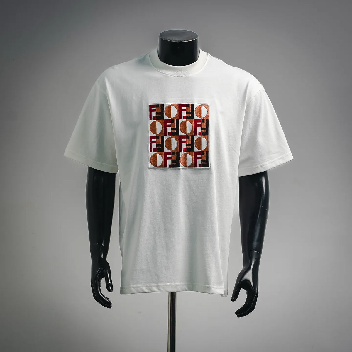 White short-sleeve T-shirt with multicolor Fendi logo print on chest