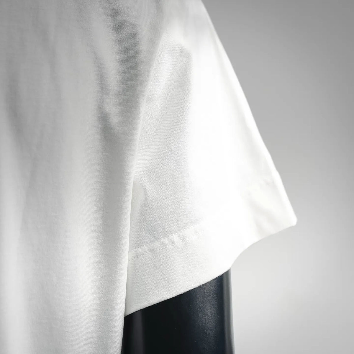White T-shirt short sleeve with clean stitched hem