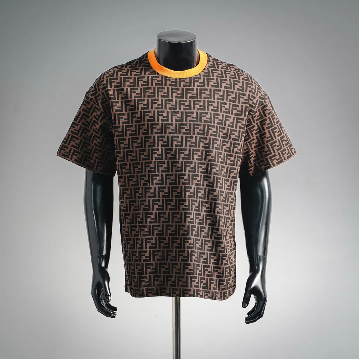 Brown short-sleeve T-shirt with Fendi FF logo pattern and orange crew neckline