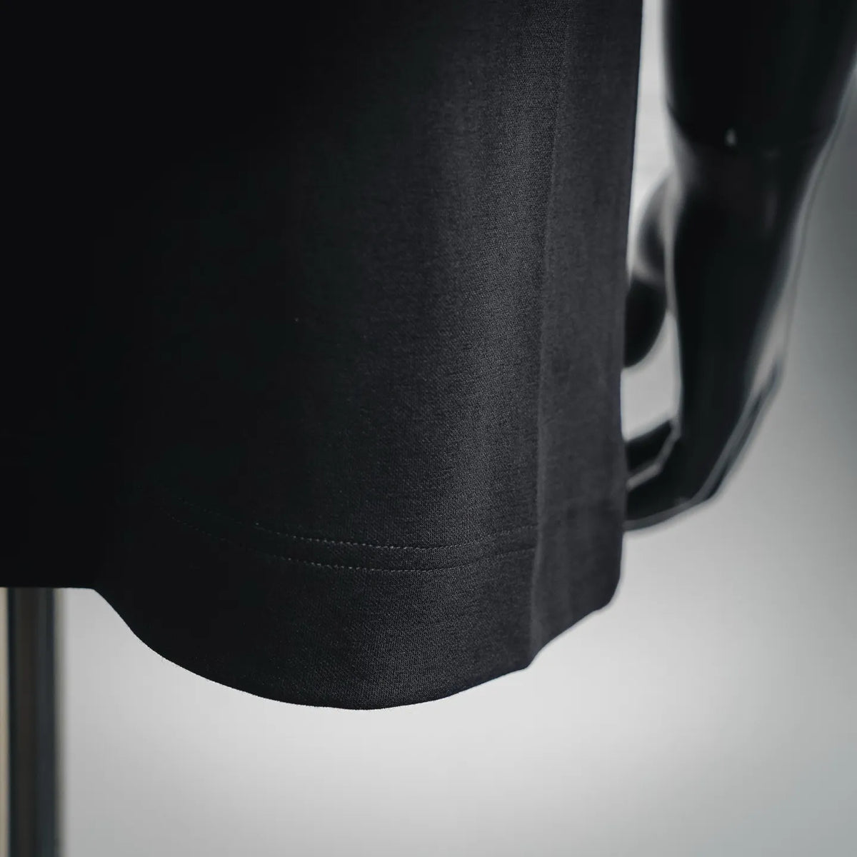 Fendi black T-shirt hem with neat topstitching