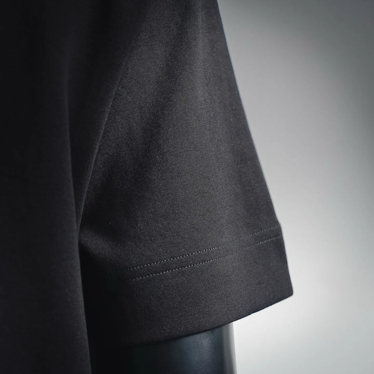 Fendi black T-shirt sleeve with reinforced hem stitching