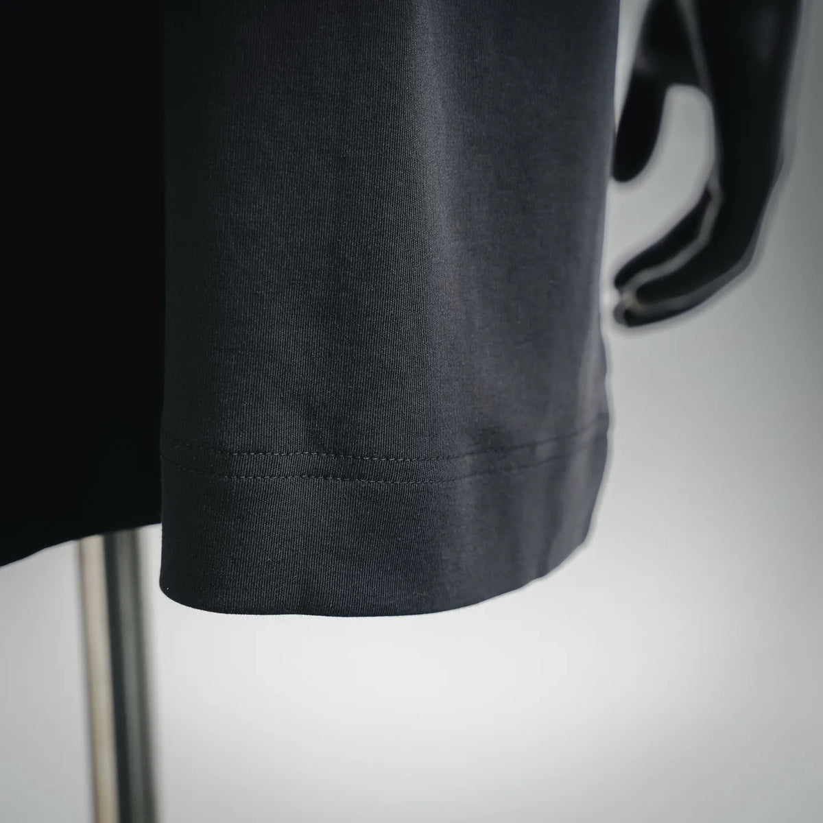 FENDI black T-shirt hem with double-stitched seam
