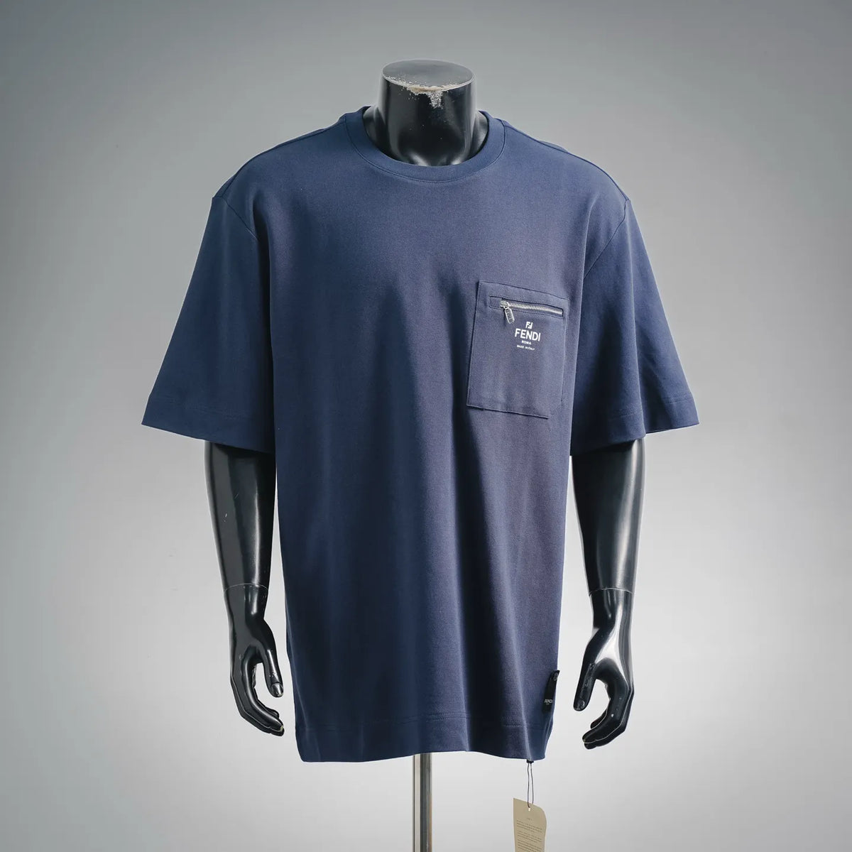 Fendi crewneck short-sleeve T-shirt in dark blue with chest logo pocket