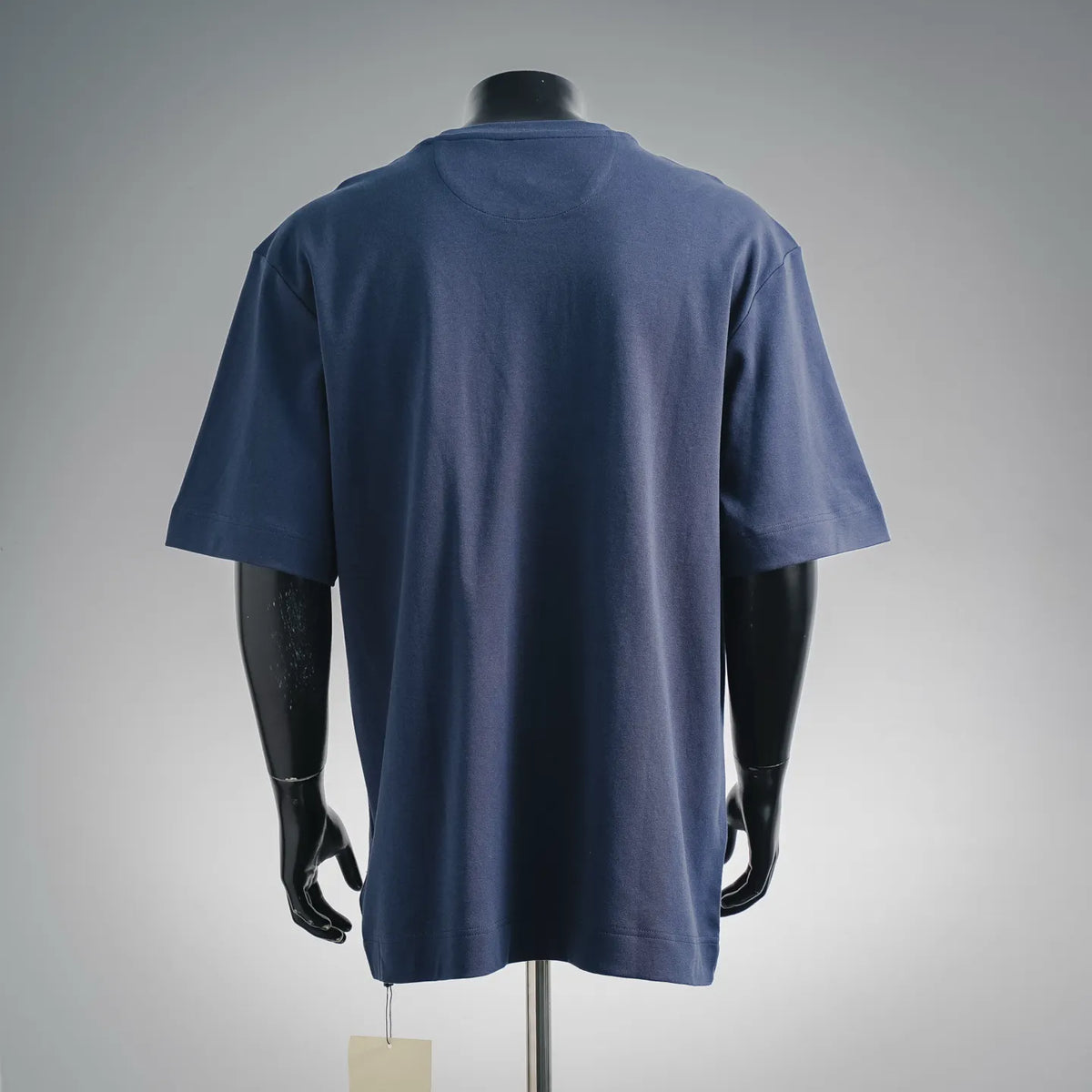 Fendi crewneck short-sleeve T-shirt in dark blue, back view on mannequin