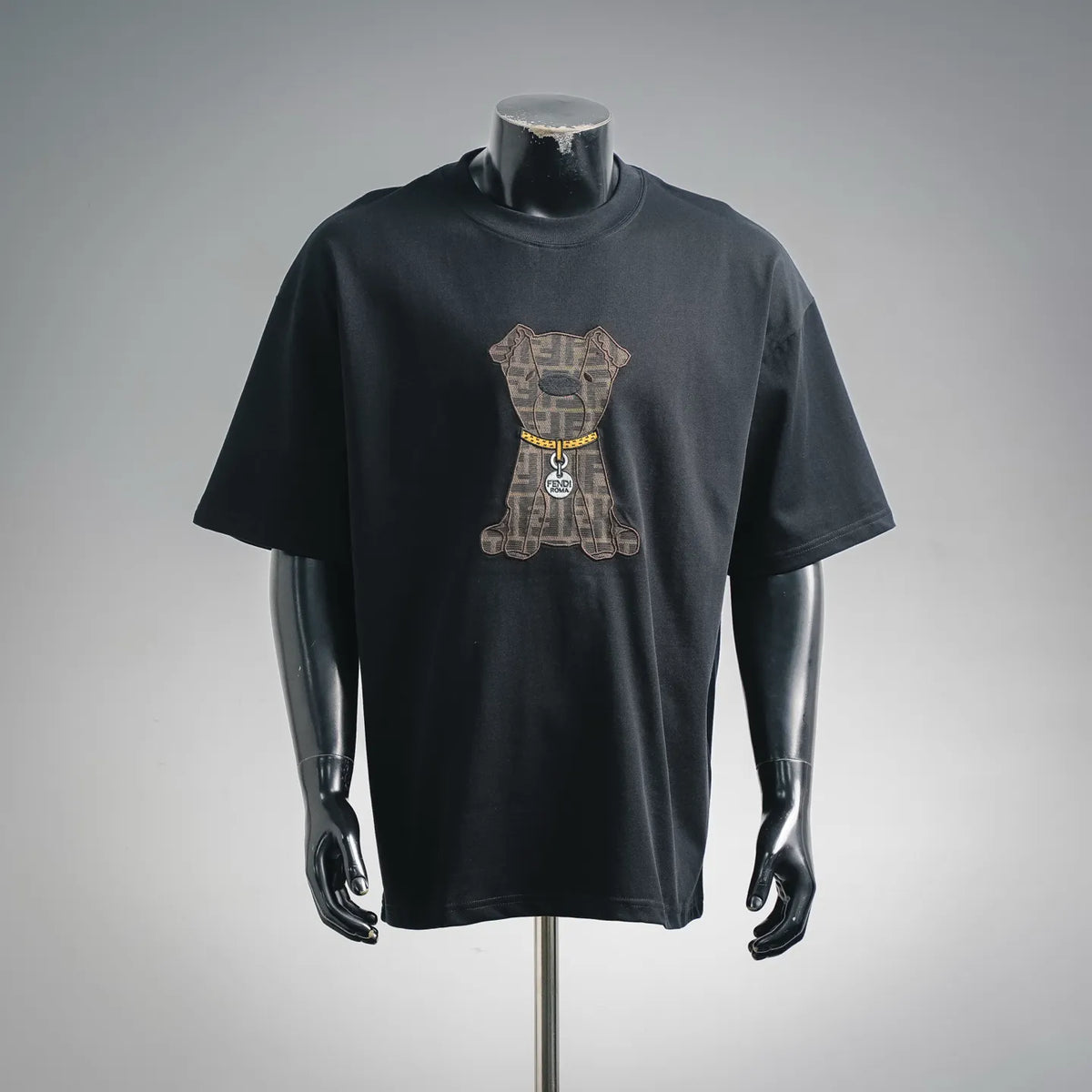 Men's short-sleeve T-shirt, dark blue/black, front teddy graphic with Fendi details