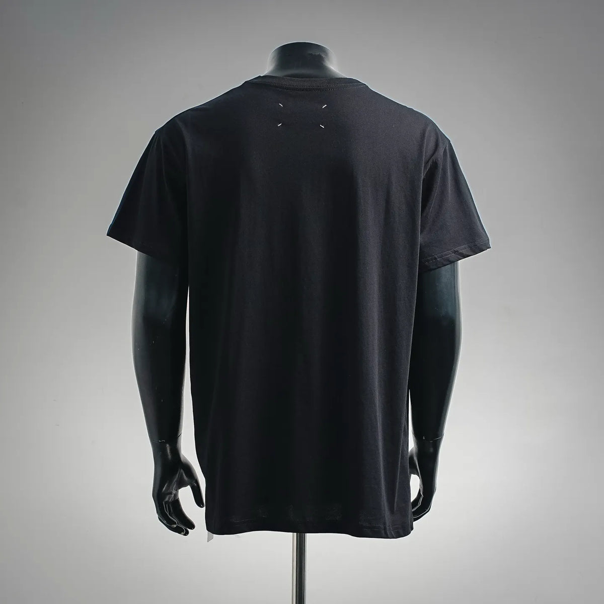 Black short-sleeve T-shirt, plain back with small neck detail