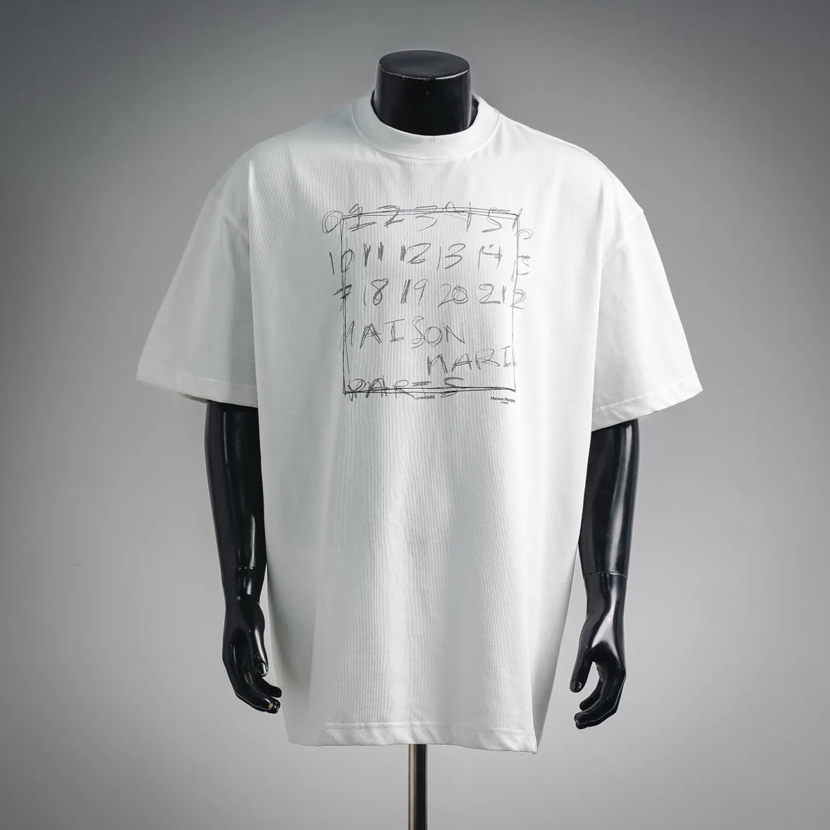 Maison Margiela white short-sleeve T-shirt with crew neck and large abstract front print