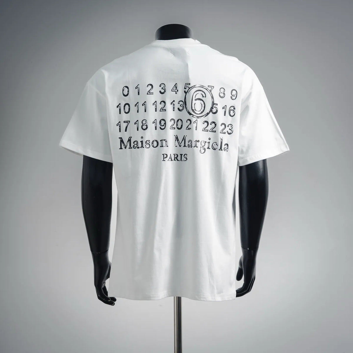 White short-sleeve T-shirt with large back Maison Margiela Paris number logo print