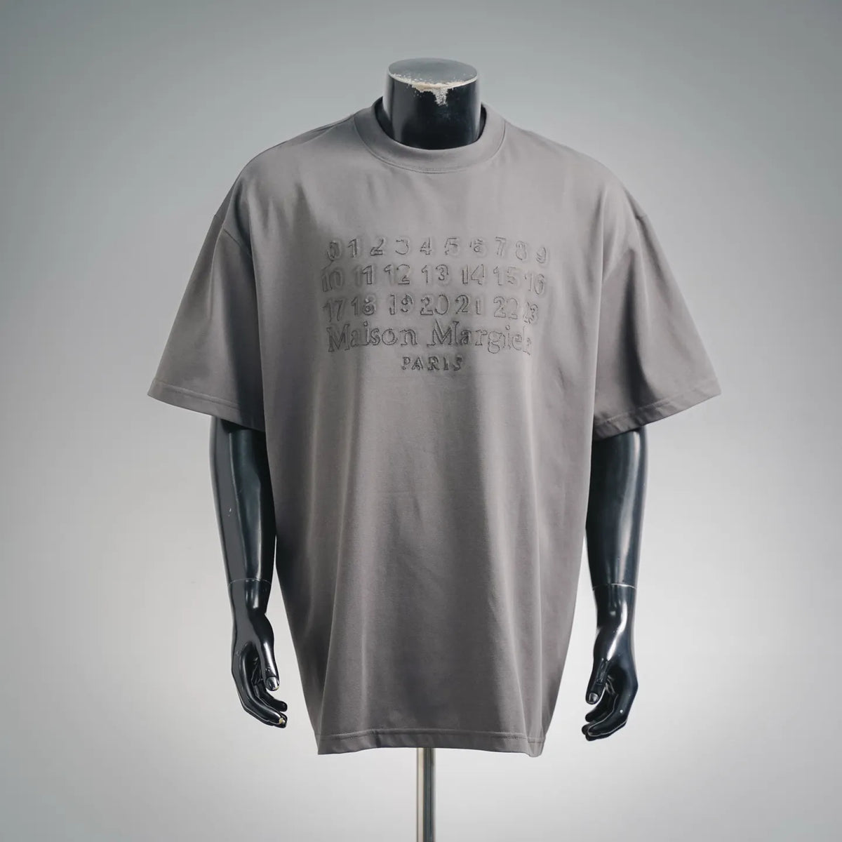Gray short-sleeve T-shirt with Maison Margiela Paris number graphic on chest