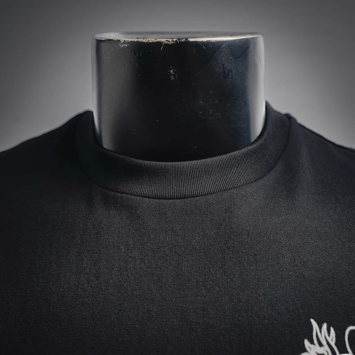 Moncler dark crew-neck T-shirt ribbed neckline detail