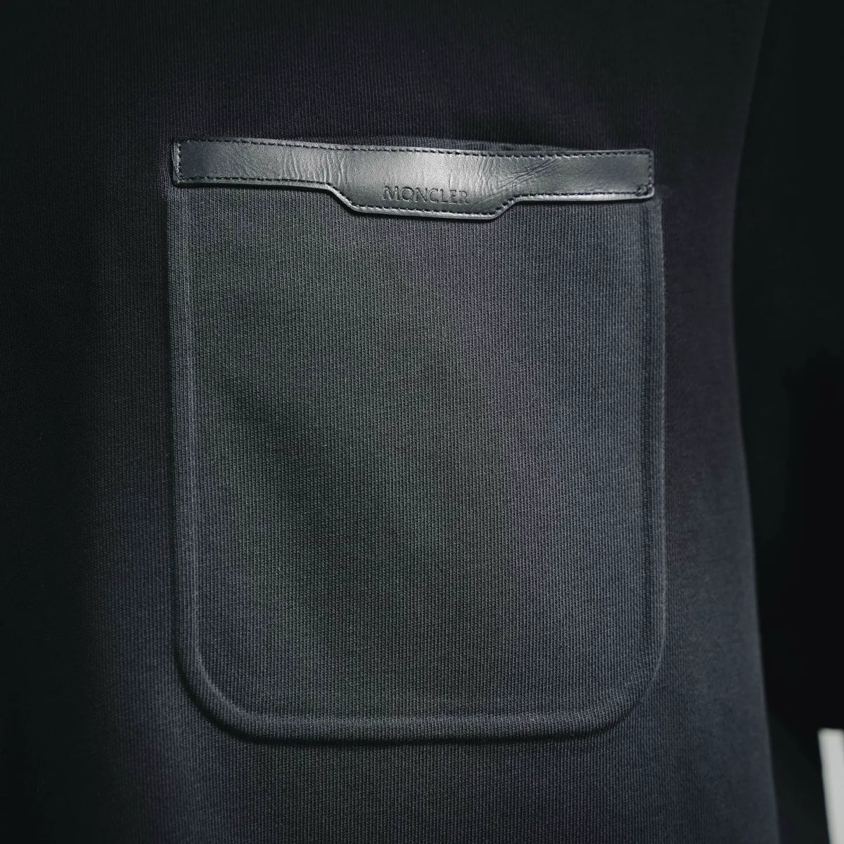 Men's Moncler T-shirt chest pocket with Moncler logo label, dark gray