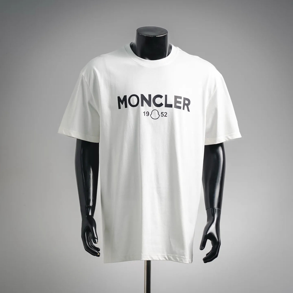 White Moncler T-shirt with MONCLER 1952 chest logo