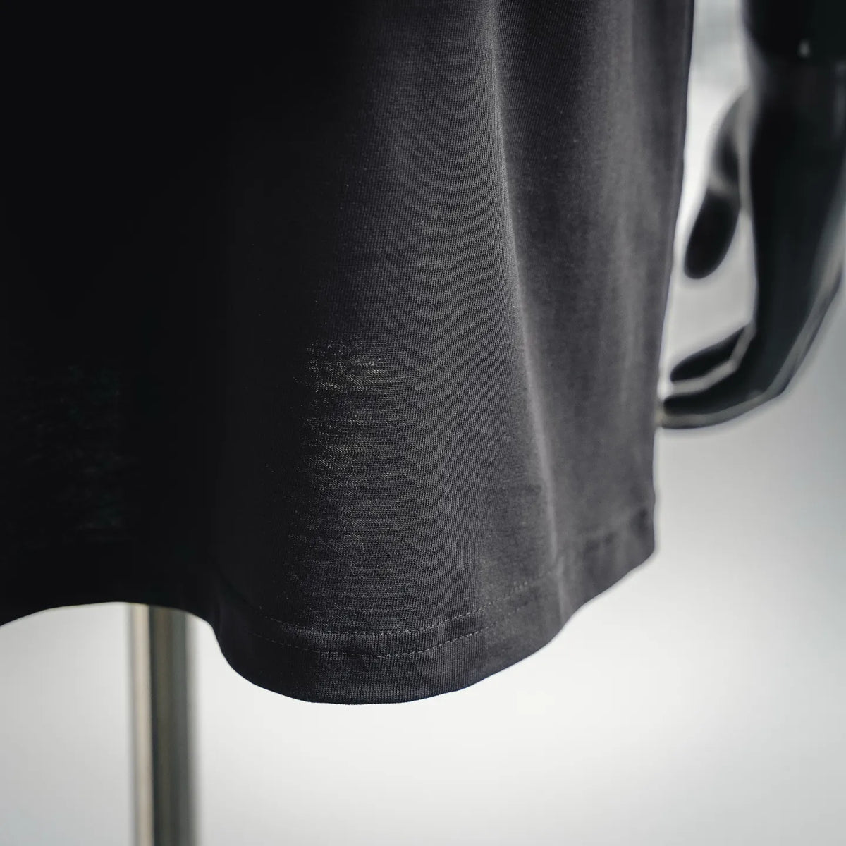Moncler black T-shirt hem with stitched edge