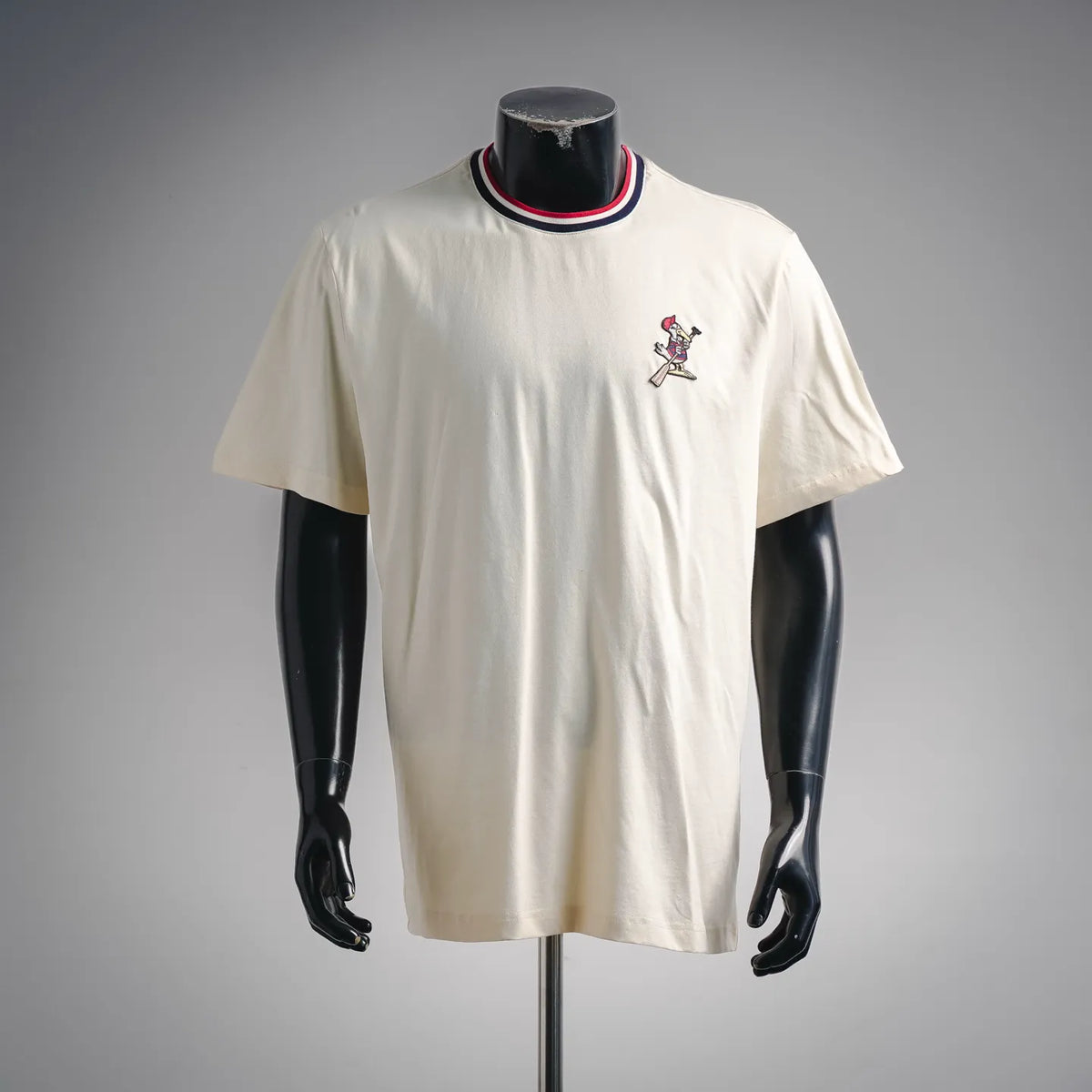 Men's off-white crewneck T-shirt with striped collar and small embroidered logo
