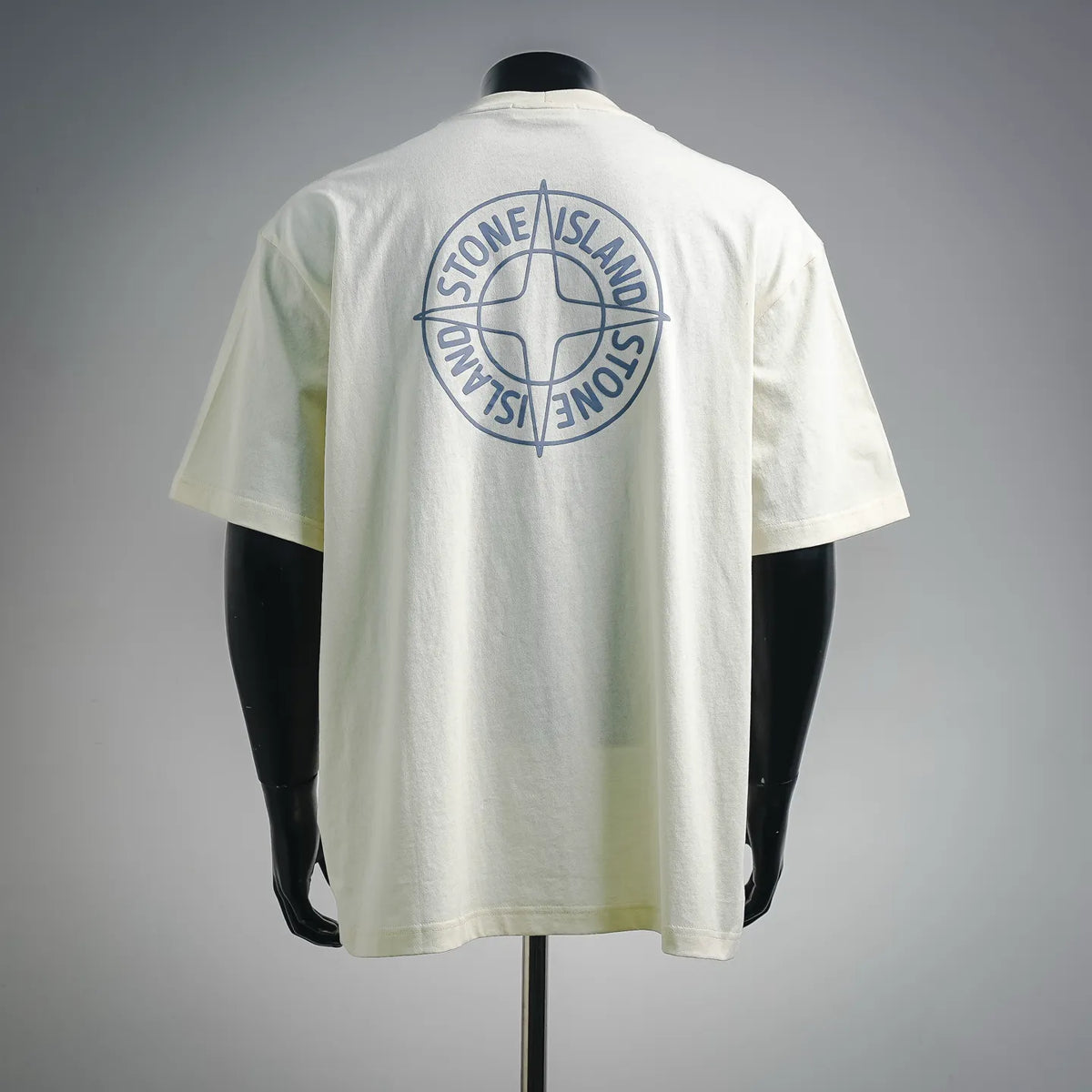 Light cream short-sleeve T-shirt with large back Stone Island circular logo