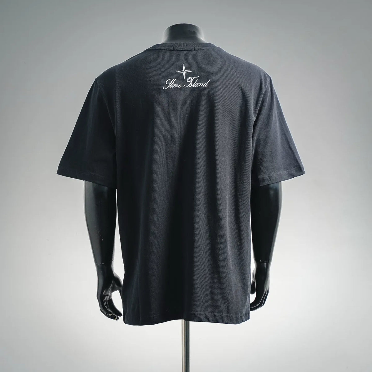 Stone Island short-sleeve T-shirt, dark navy back with white Stone Island star script