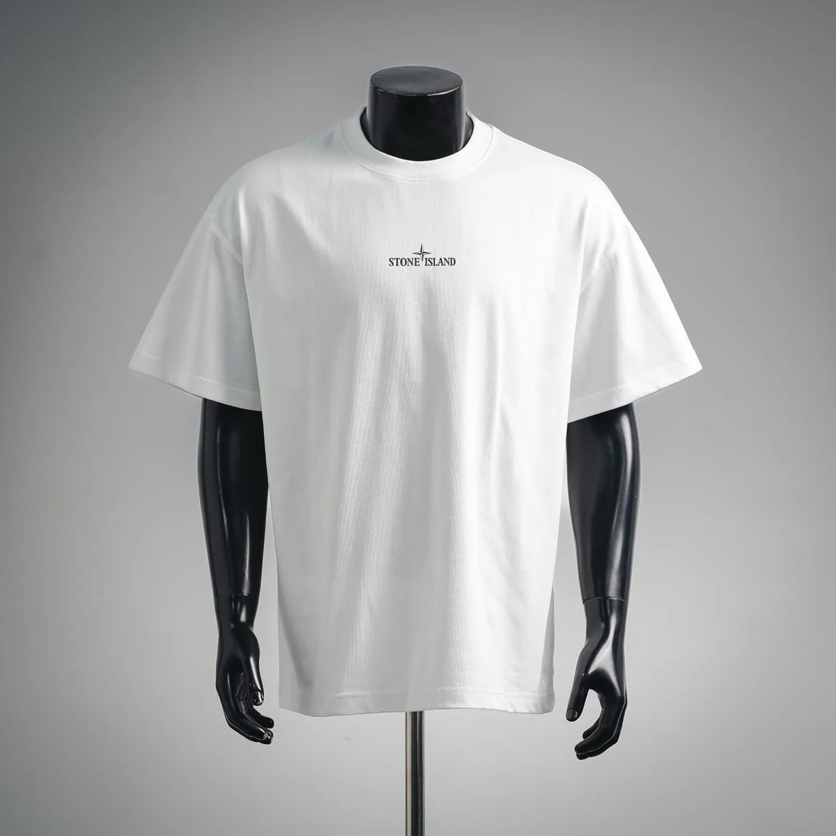 Stone Island white short-sleeve T-shirt with small chest logo print