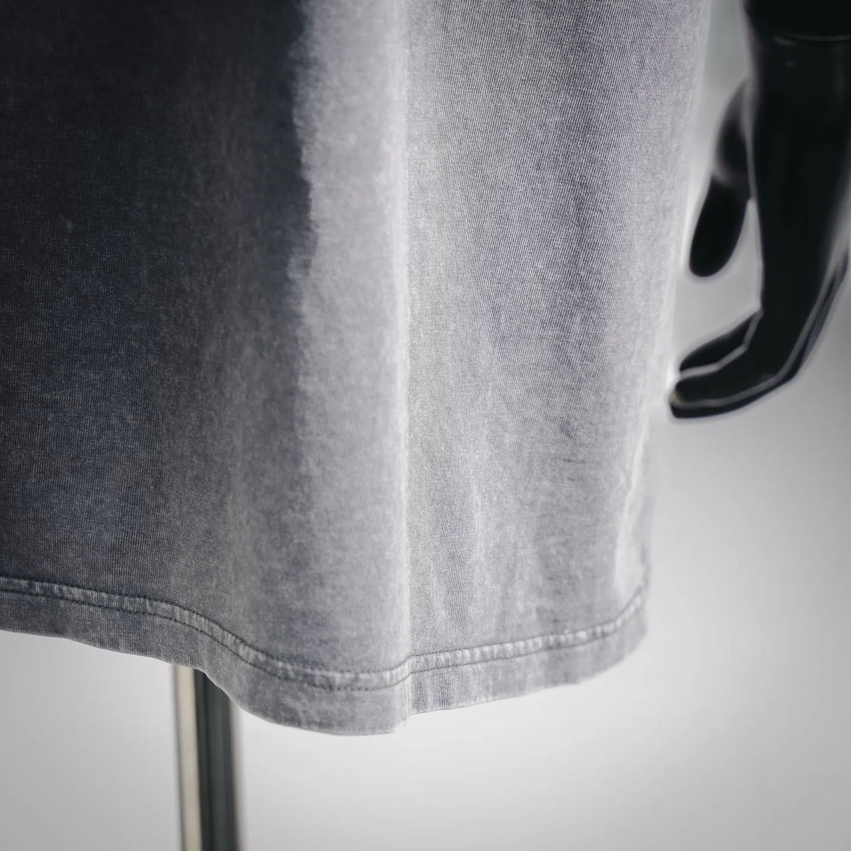 Stone Island short-sleeve crewneck T-shirt, hem stitching detail in light gray
