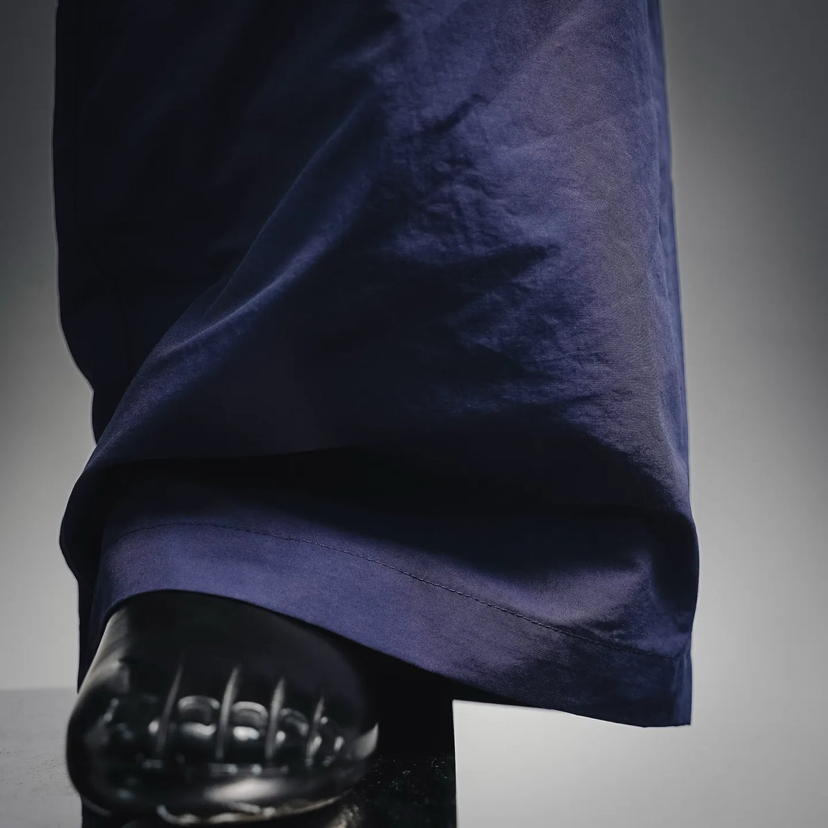 LOEWE navy pants fabric with elastic waistband and soft drape hem