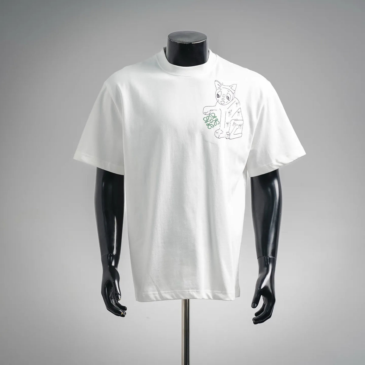 White crewneck short-sleeve T-shirt with LOEWE cat graphic on chest
