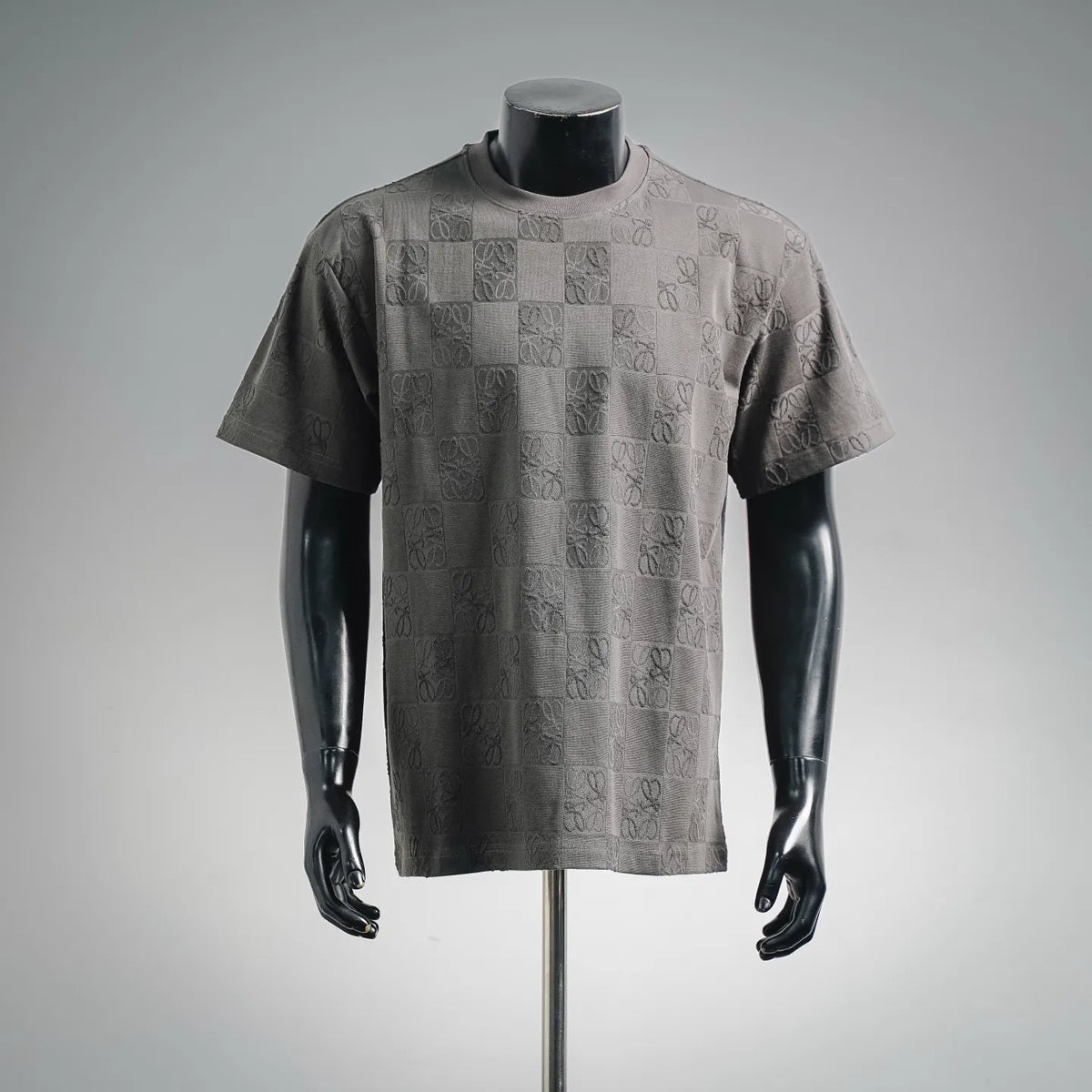 LOEWE short-sleeve T-shirt with checkerboard embossed logo pattern in gray