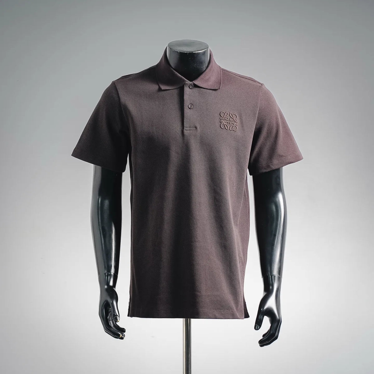 LOEWE short-sleeve polo shirt in dark plum, button placket and embroidered chest logo