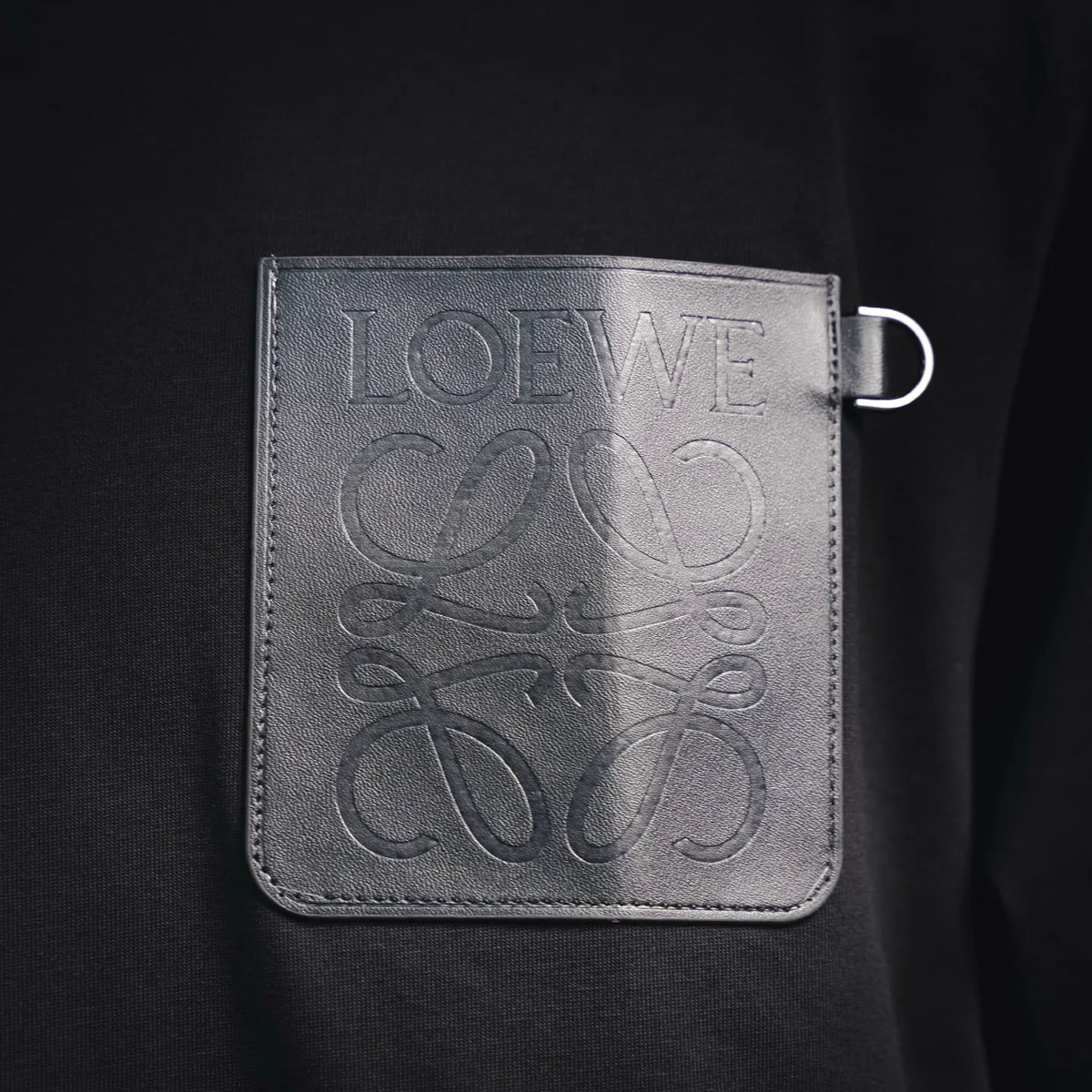 Embossed LOEWE logo chest patch on black T-shirt