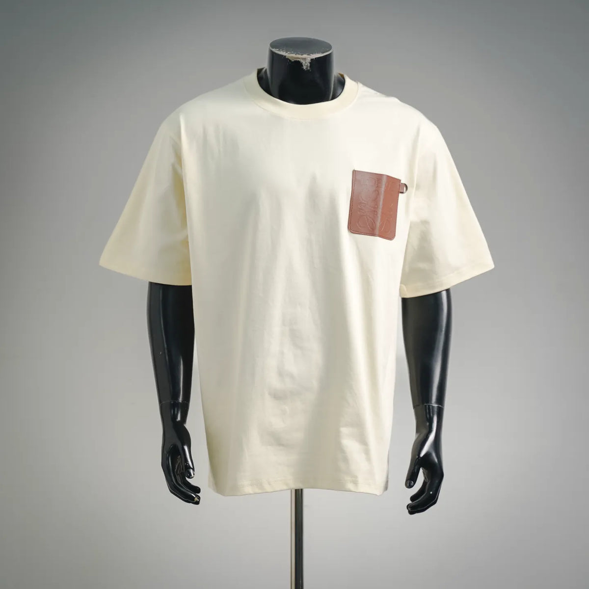 LOEWE cream short-sleeve T-shirt with square brown chest logo patch pocket
