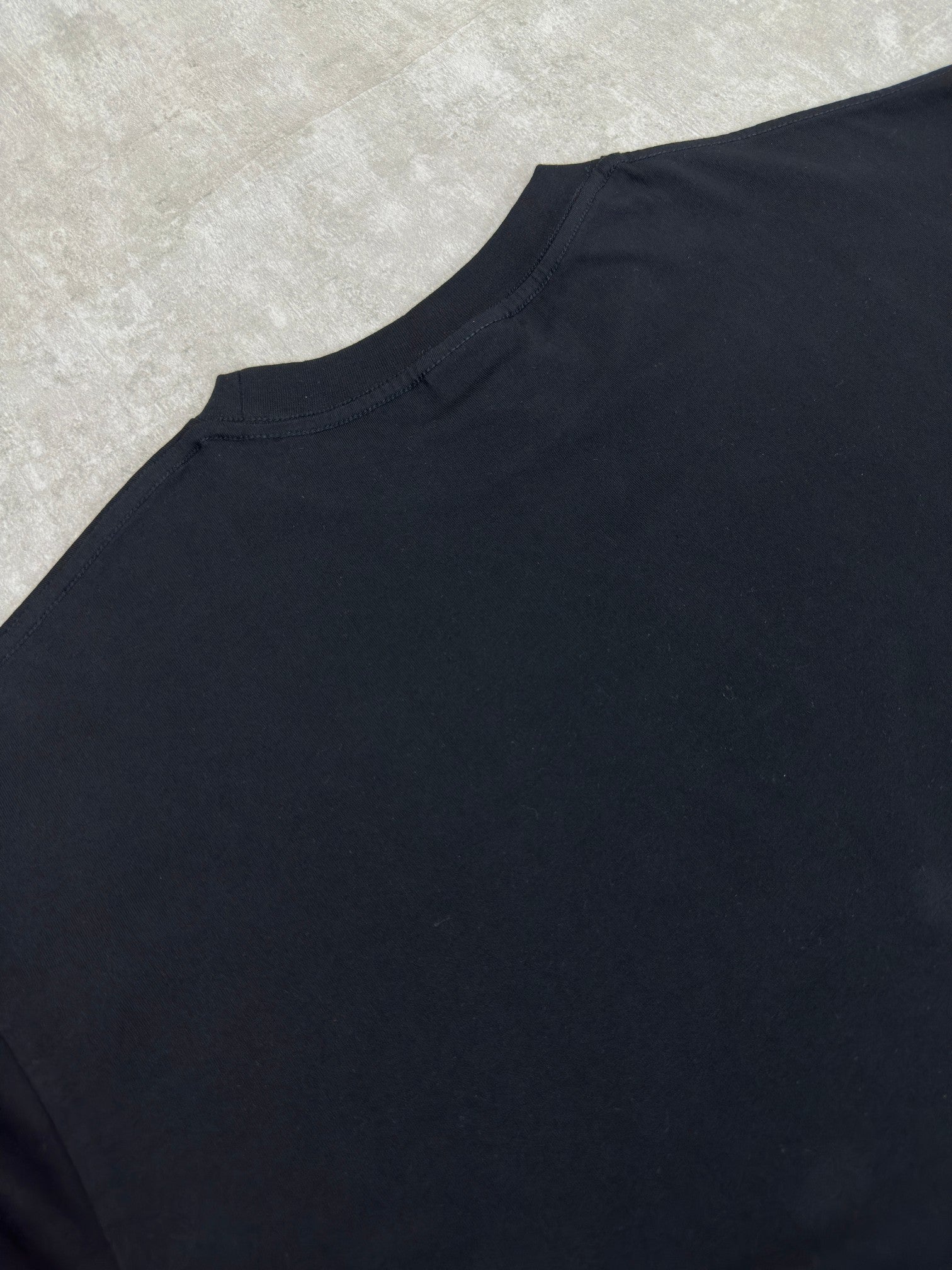 Balenciaga black crewneck T-shirt neckline and upper back