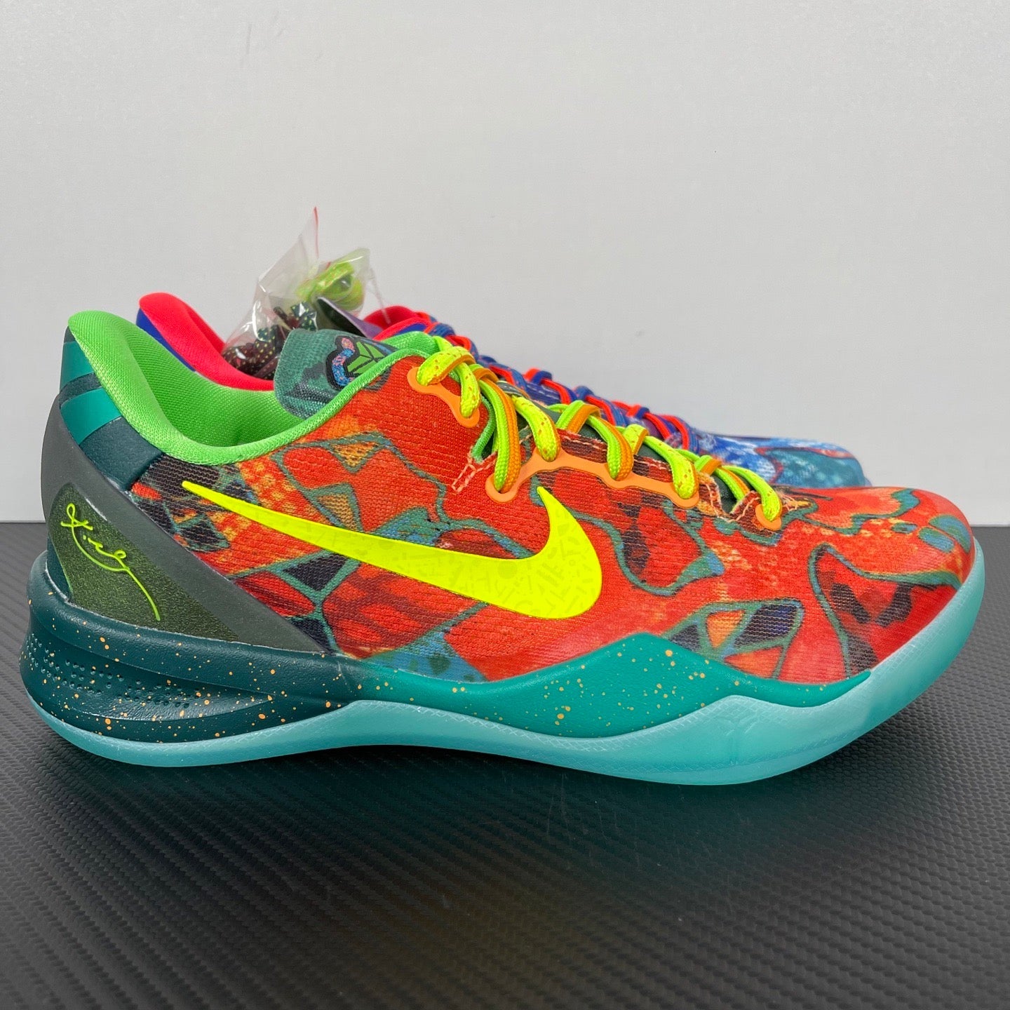 GX Batch-Kobe 8 Protro “What The Kobe”