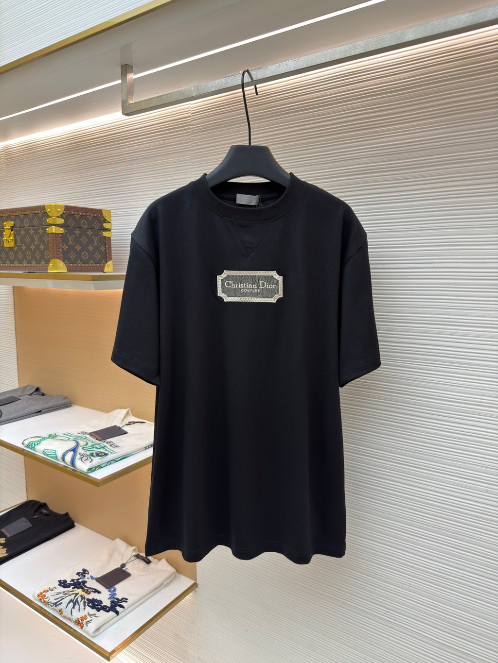 Dark navy short-sleeve T-shirt with Christian Dior couture logo patch