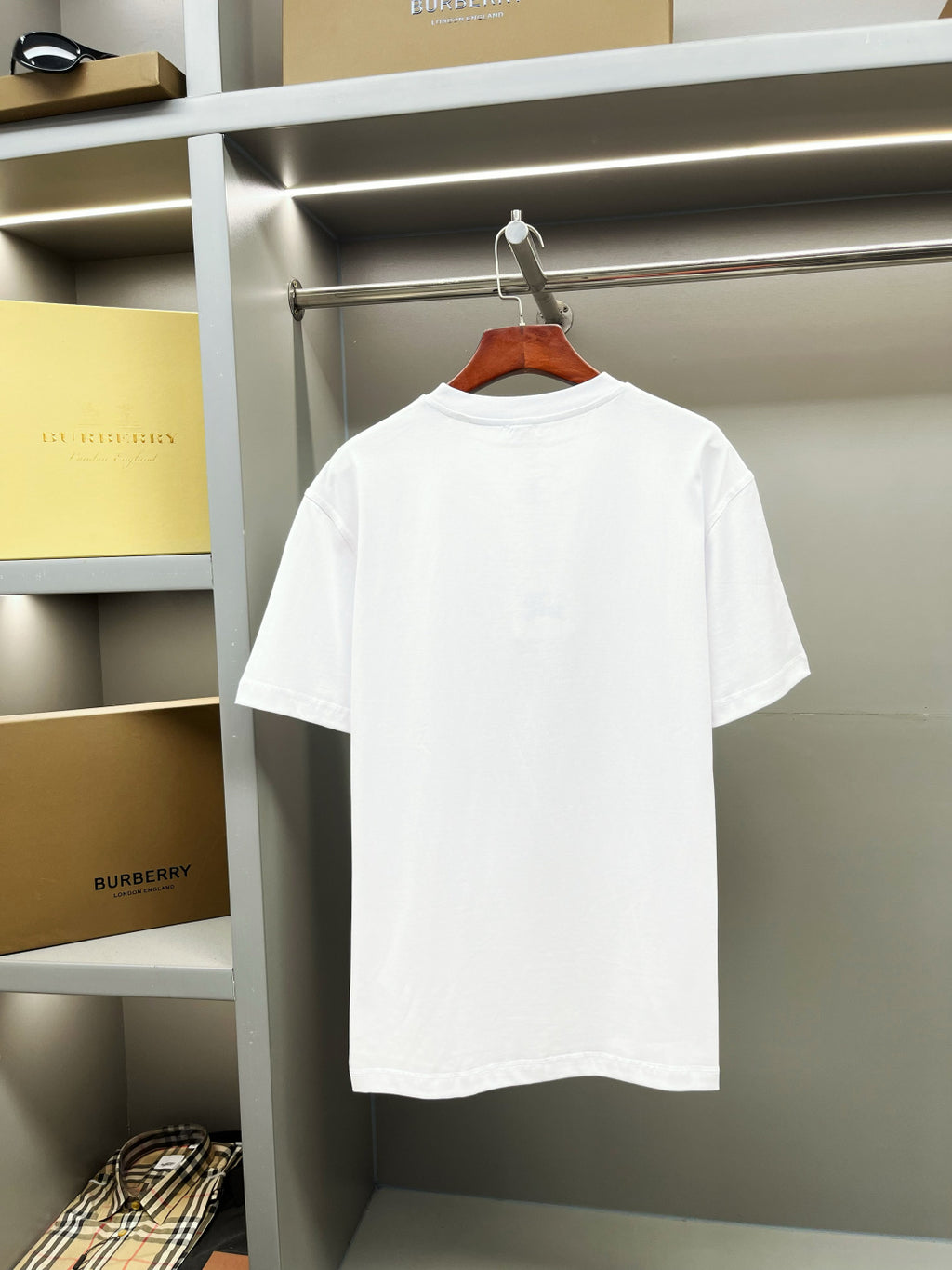 White short-sleeve T-shirt, plain back view