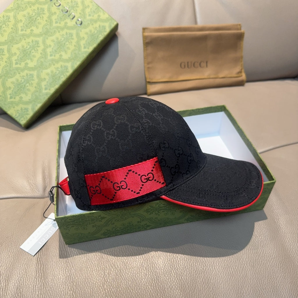Gucci dark navy baseball cap with red front panel and red edge trim