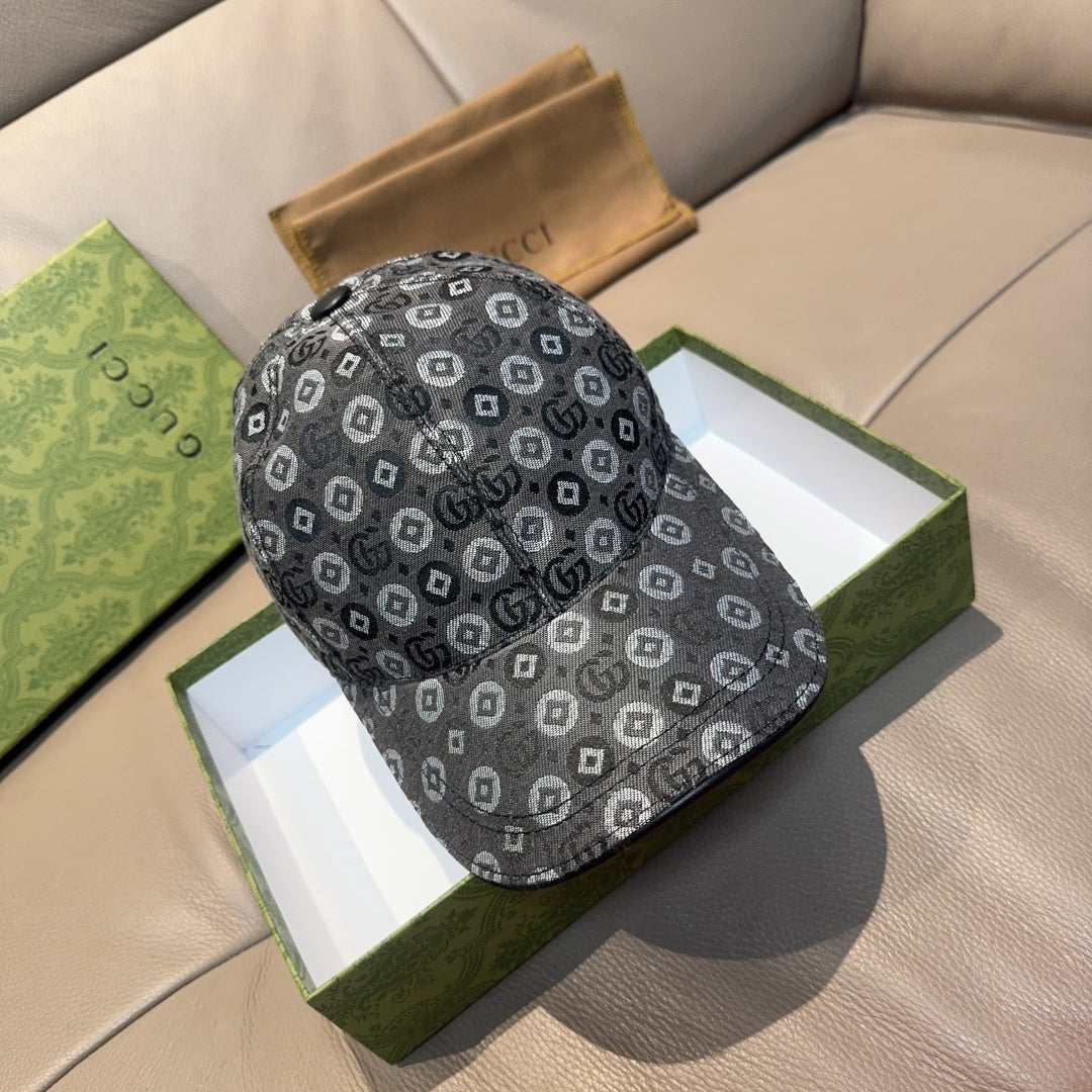 Gucci cap in dark gray with allover GG monogram pattern and curved brim