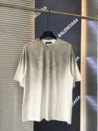 Cream short-sleeve T-shirt with small chest logo