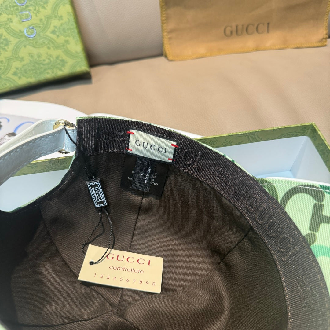 Gucci baseball cap inside label on black strap, green pattern